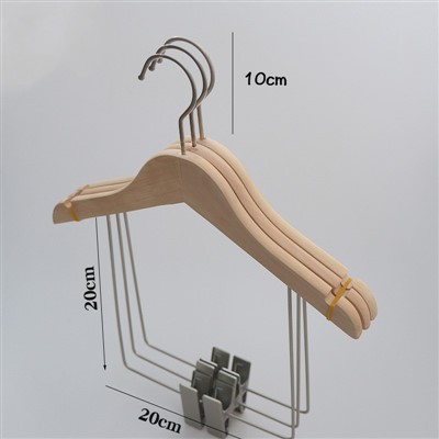 Cintre en bois pour enfants